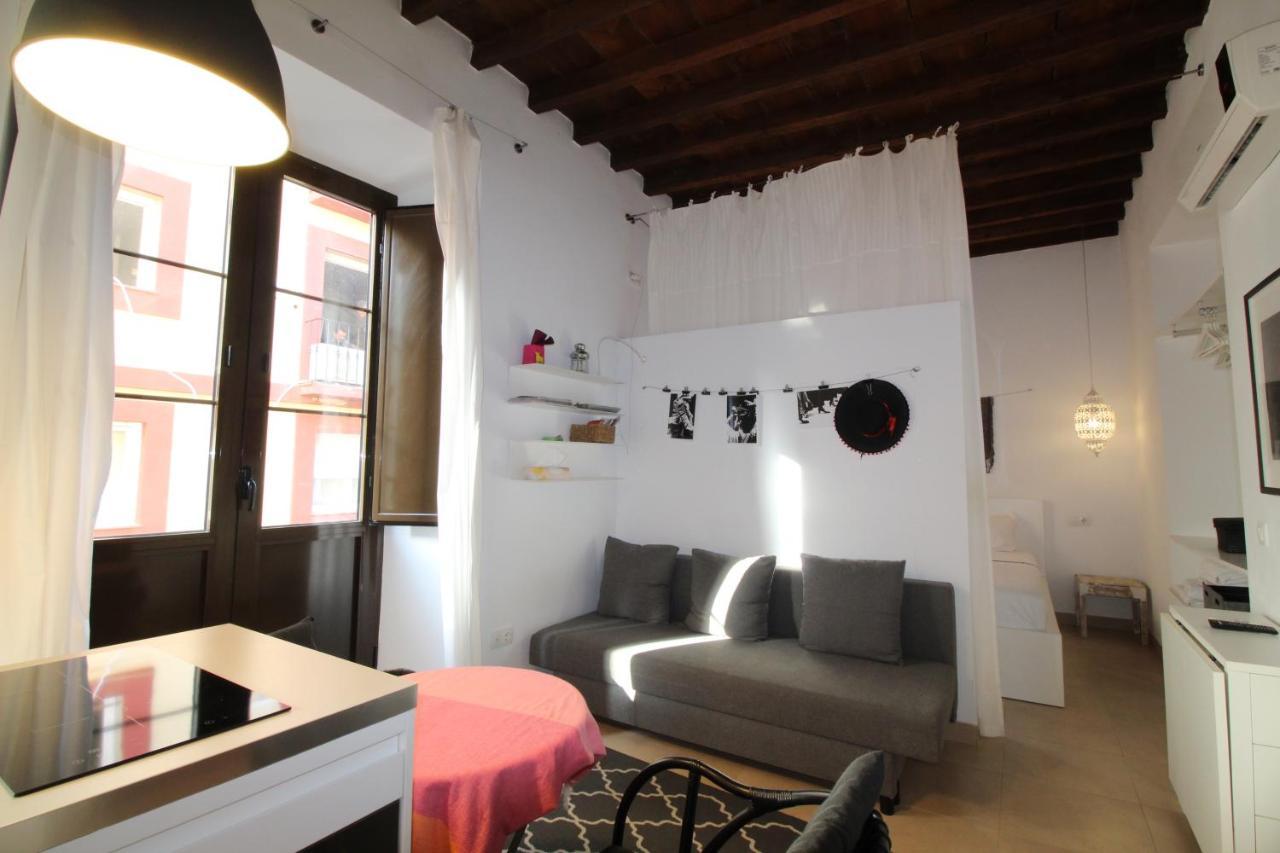 Del Parque Flats Alvarez Suite Málaga Extérieur photo